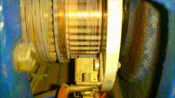 <strong><font color='#FF0000'>碳刷打火原因及應(yīng)對(duì)技巧</font></strong>